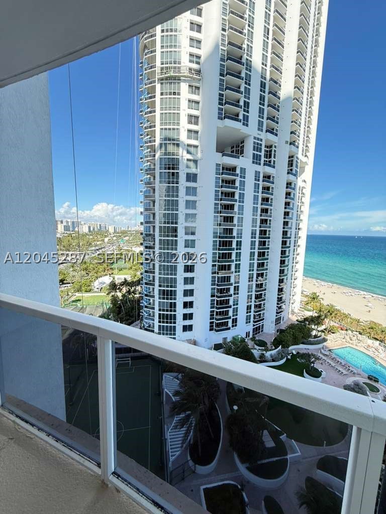 18001 Collins Ave 1006 Property Photo 20