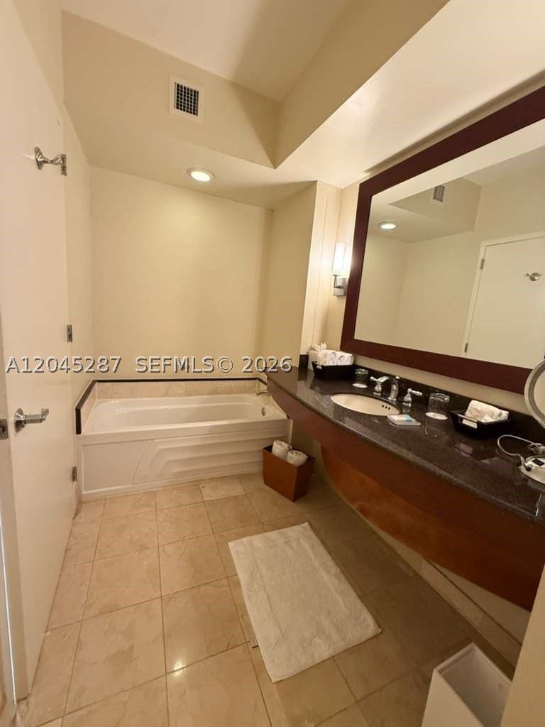 18001 Collins Ave 1006 Property Photo 24