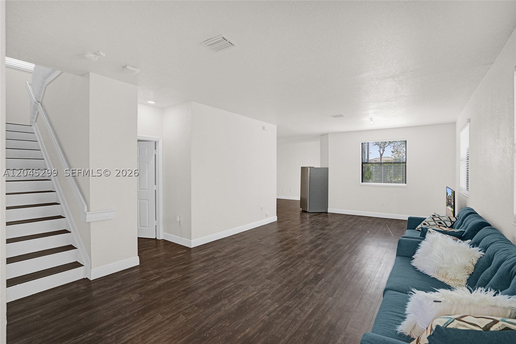 2502 Ne 1st St 0 Property Photo 3