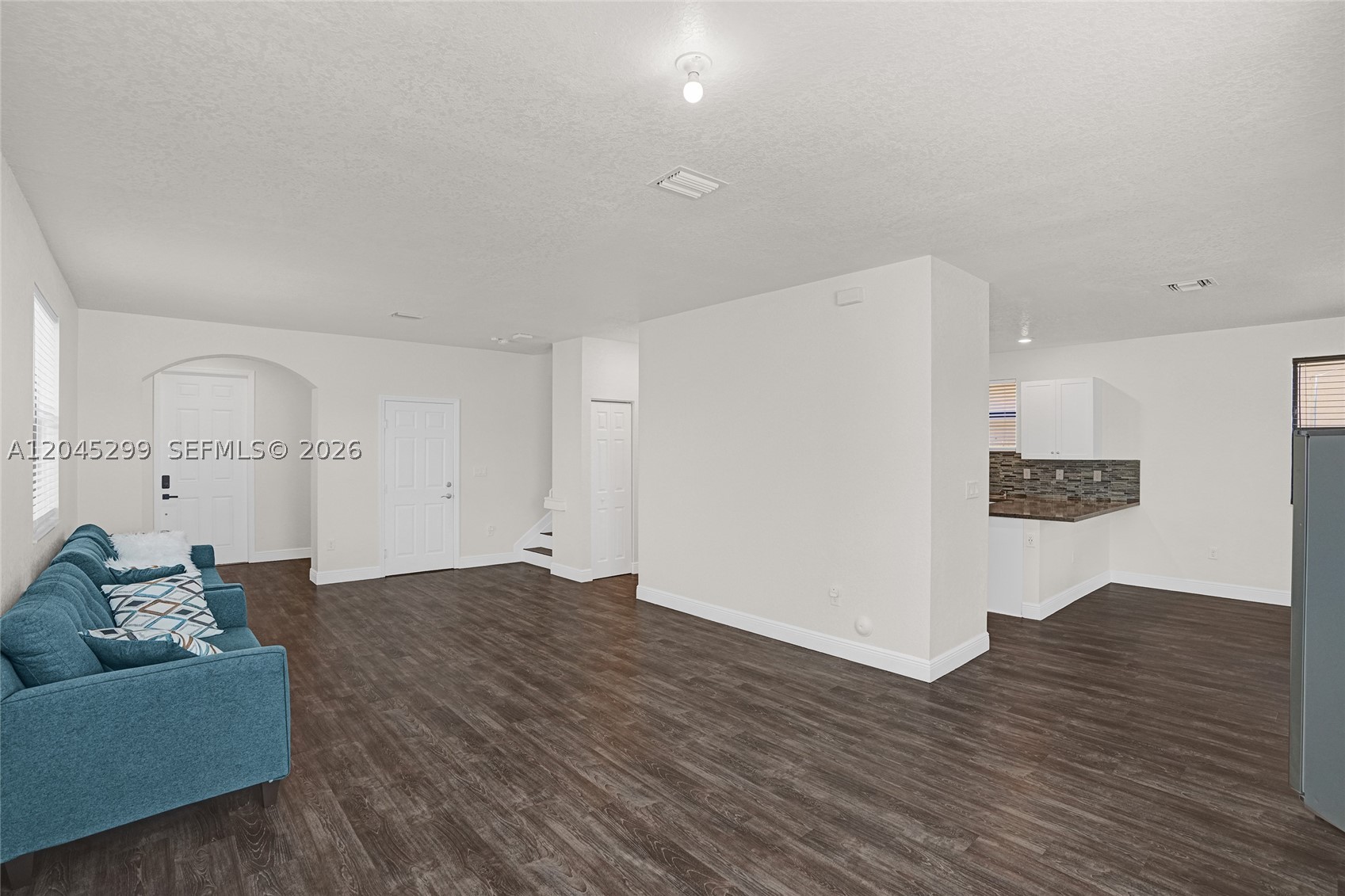 2502 Ne 1st St 0 Property Photo 5