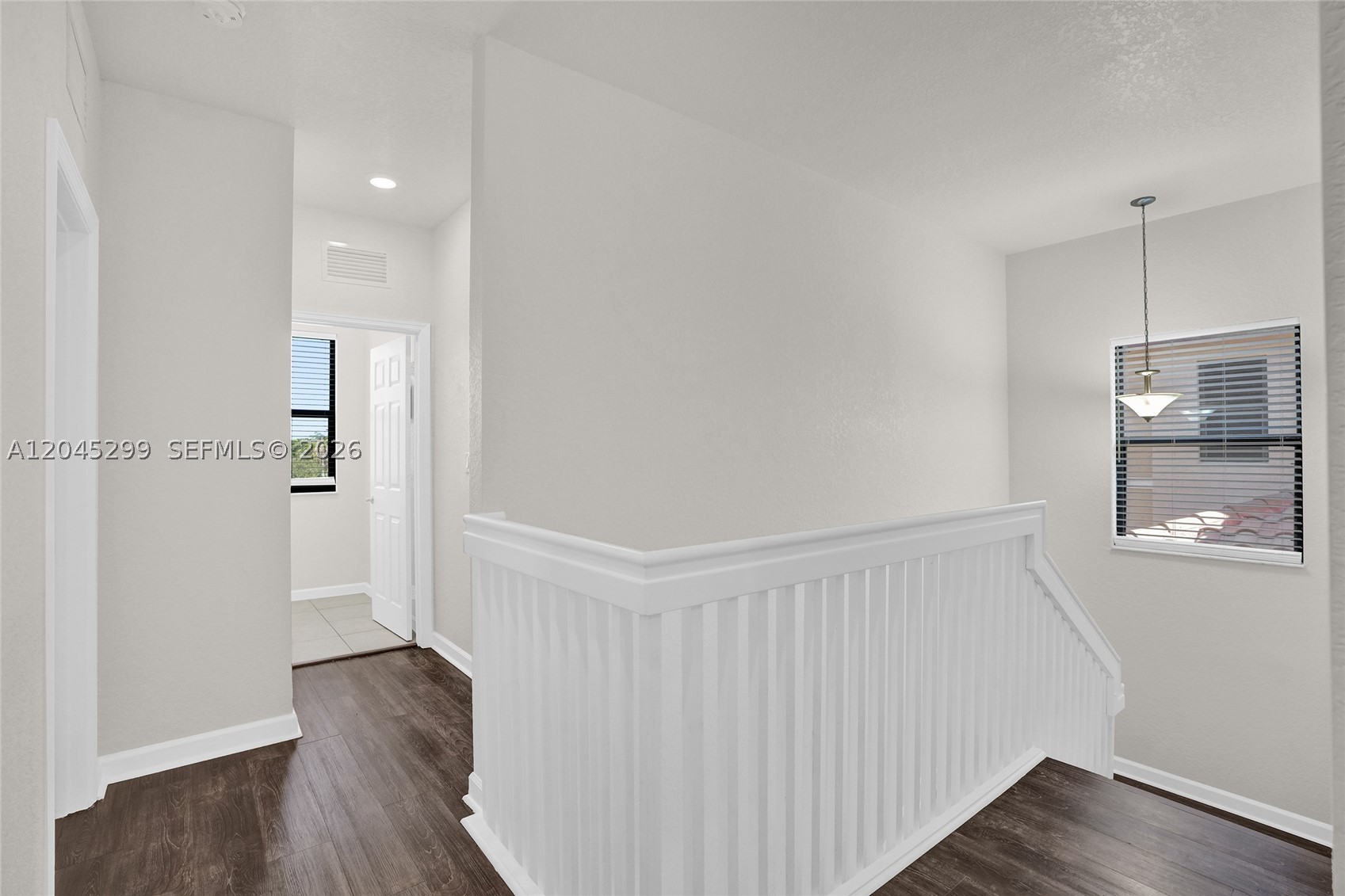 2502 Ne 1st St 0 Property Photo 17