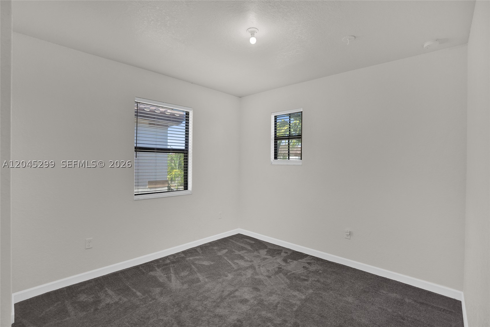2502 Ne 1st St 0 Property Photo 23