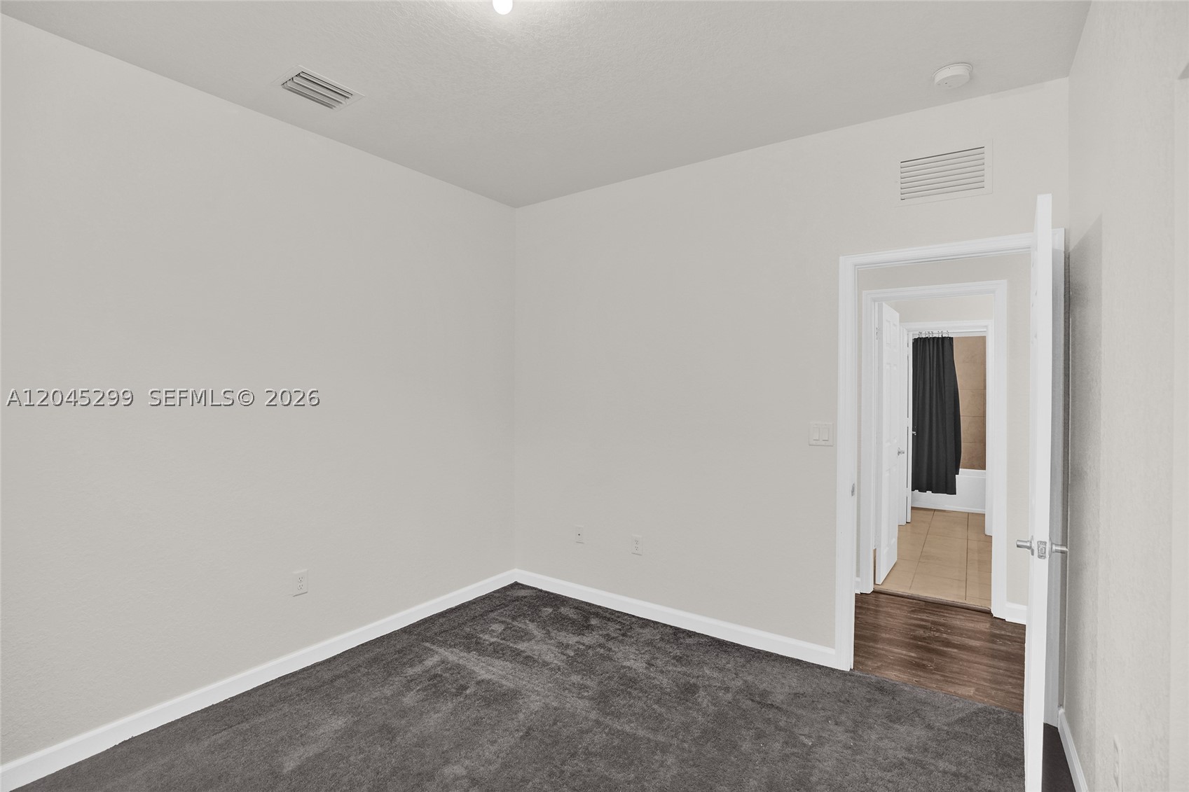 2502 Ne 1st St 0 Property Photo 30