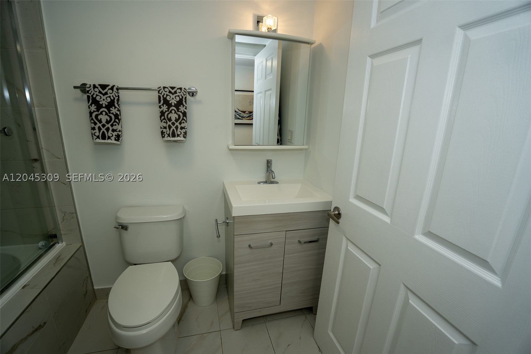 2951 S Bayshore Dr 716 Property Photo 6