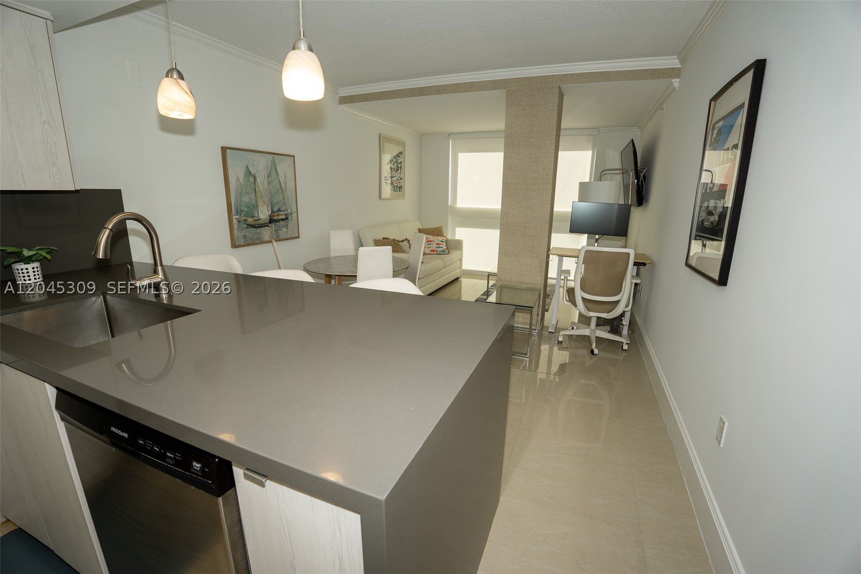 2951 S Bayshore Dr 716 Property Photo 12
