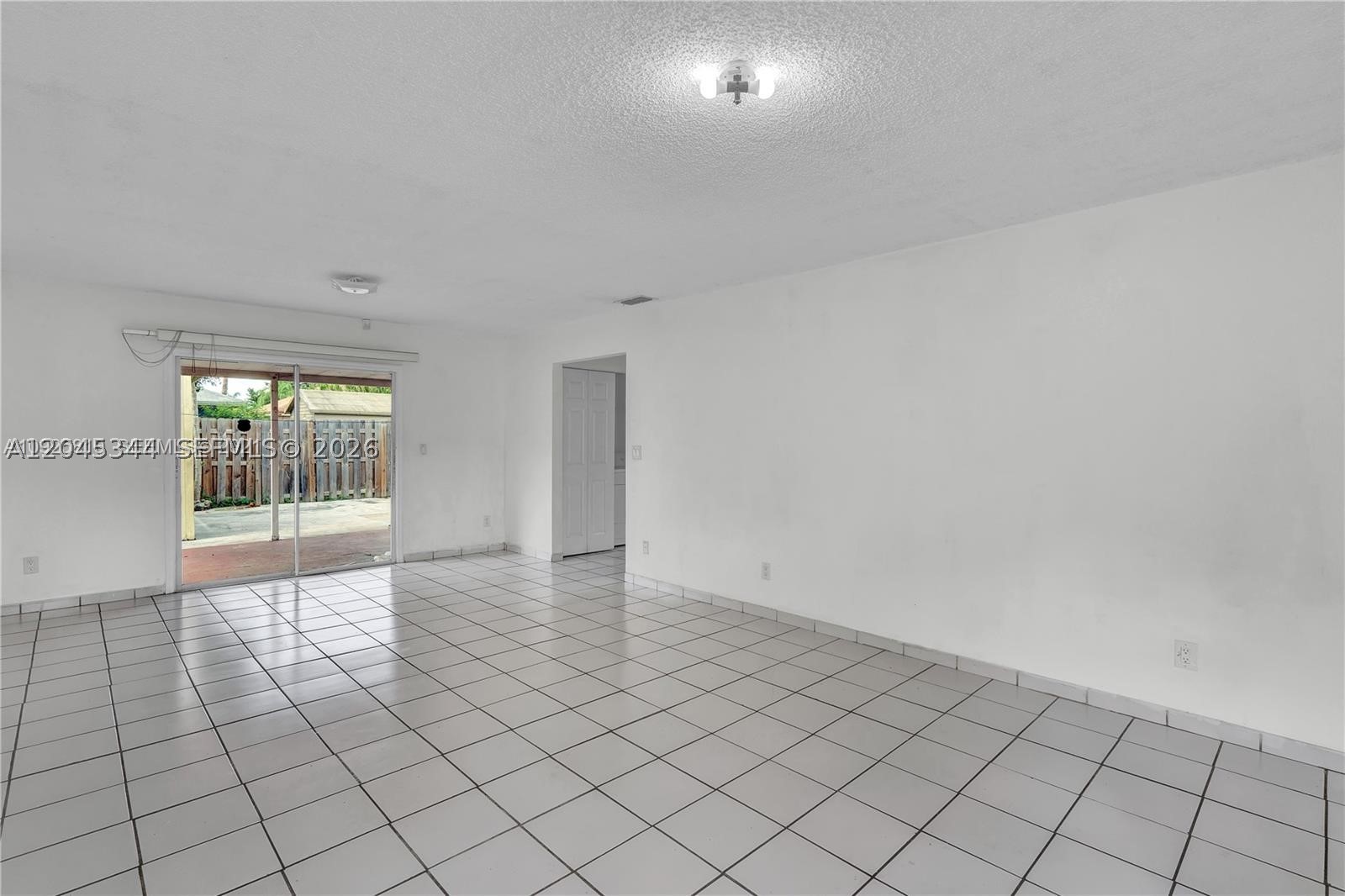 768 Sw 9th St Property Photo 10