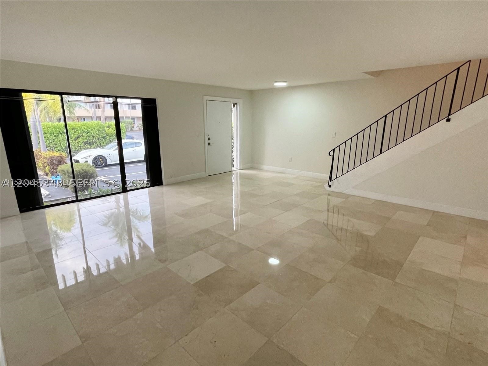3756 Ne 166th St 112 Property Photo 4