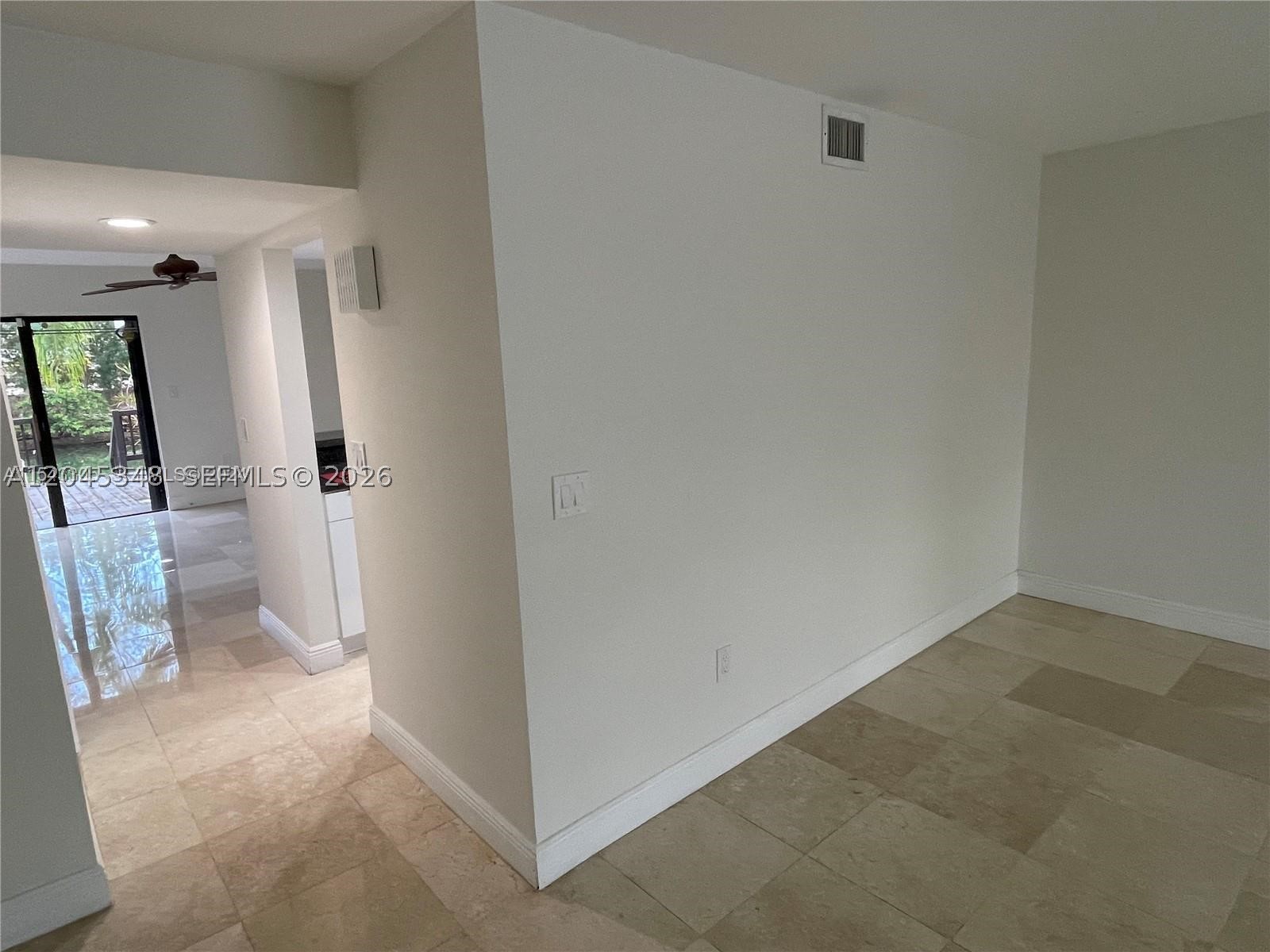 3756 Ne 166th St 112 Property Photo 8
