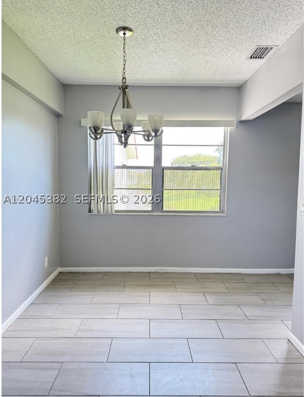 165 Fanshaw D 165 Property Photo 9