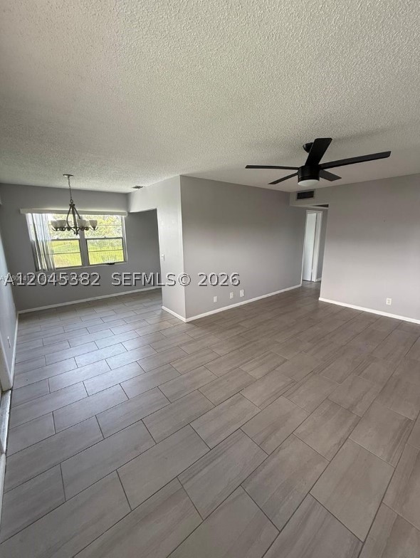165 Fanshaw D 165 Property Photo 15