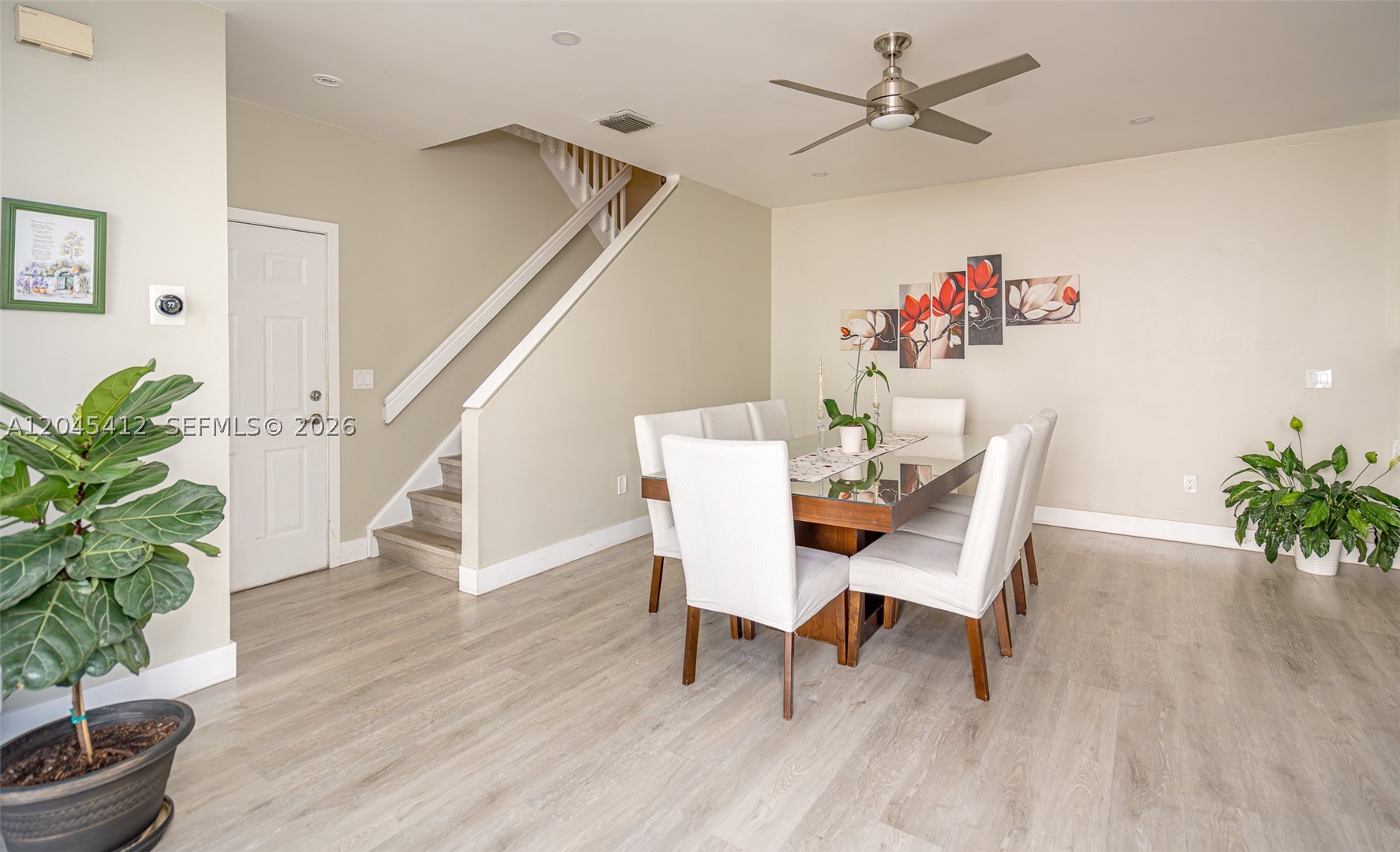 A12045412 Property Photo 24