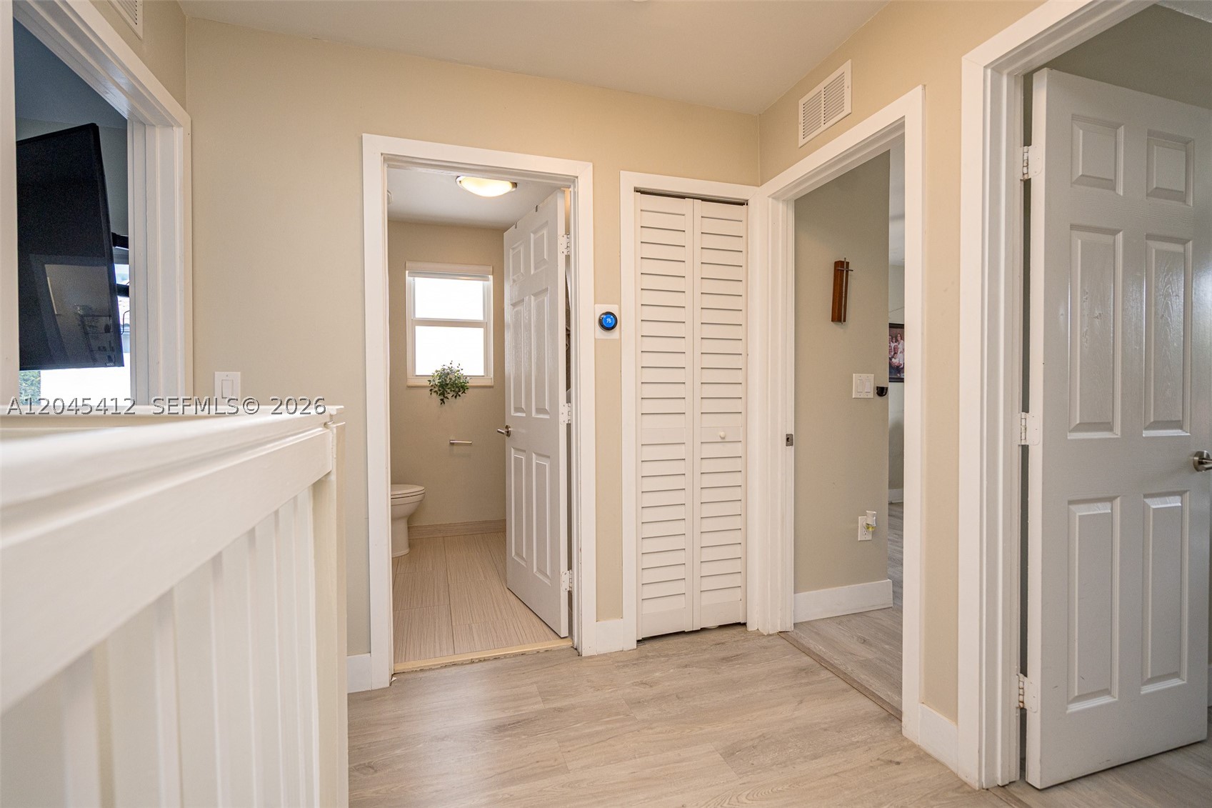 A12045412 Property Photo 25