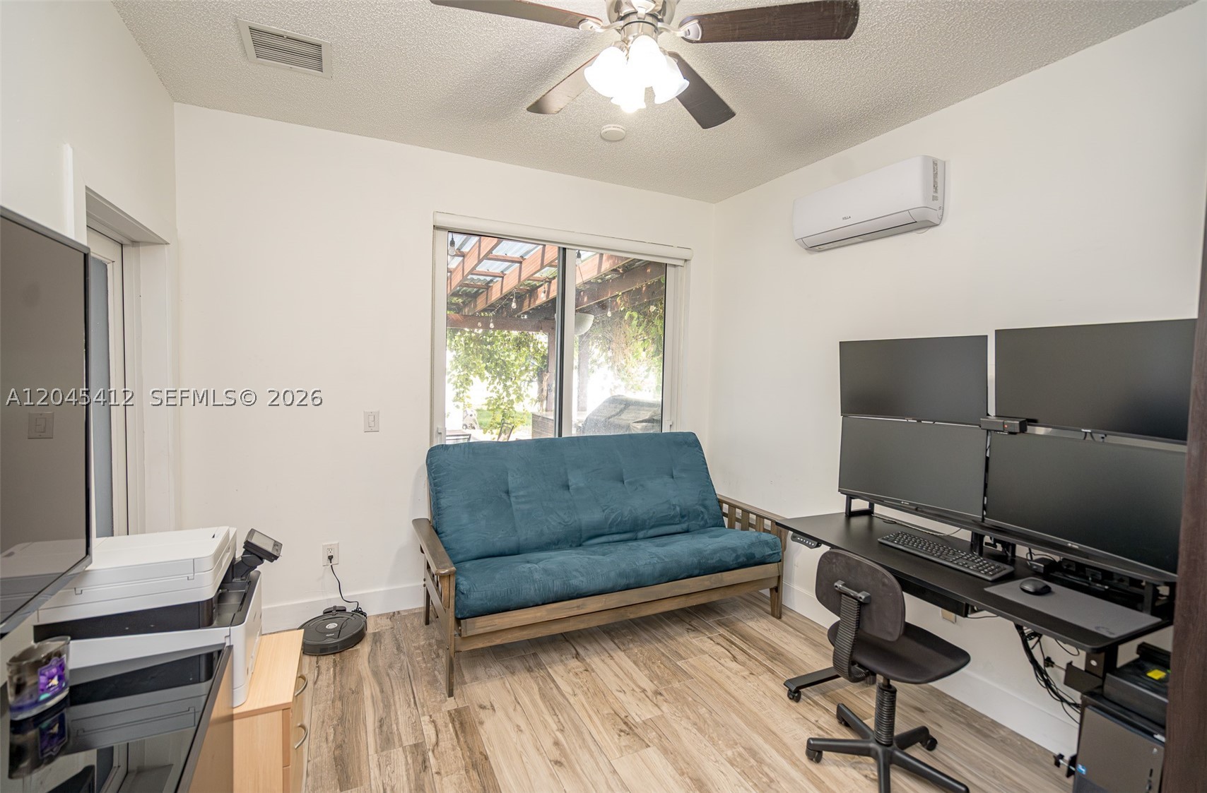 A12045412 Property Photo 42