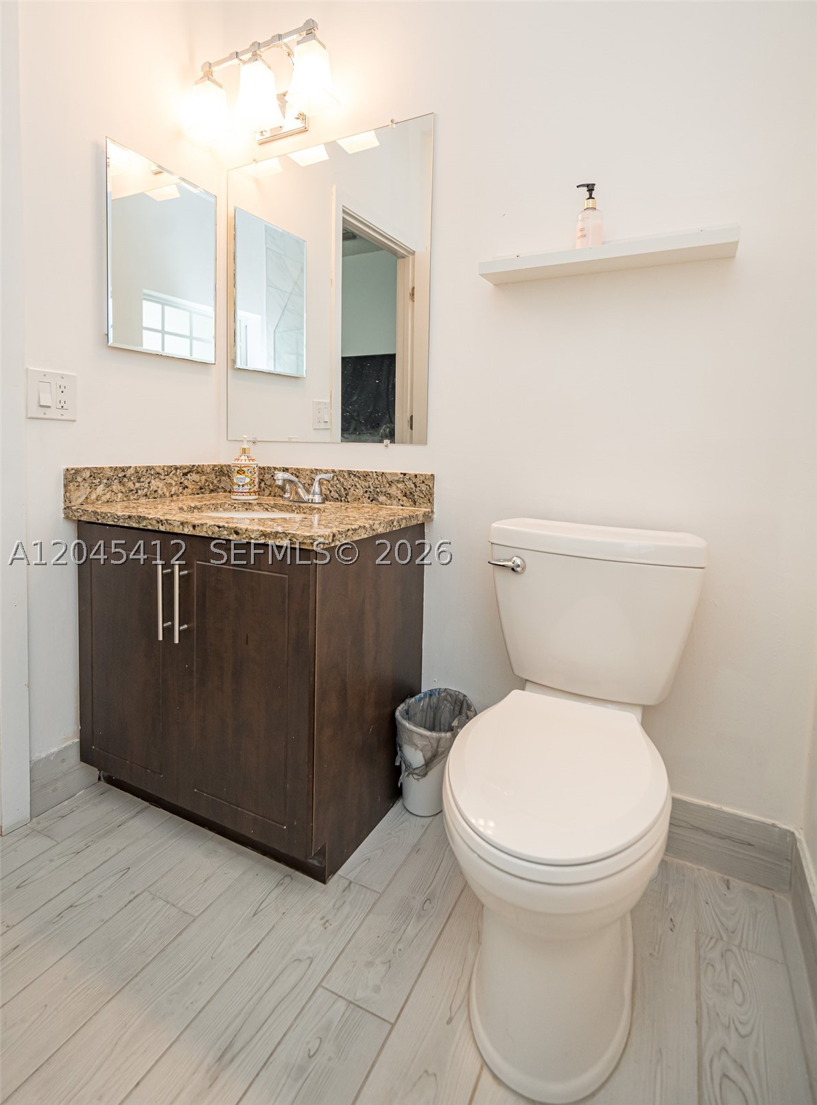 A12045412 Property Photo 44