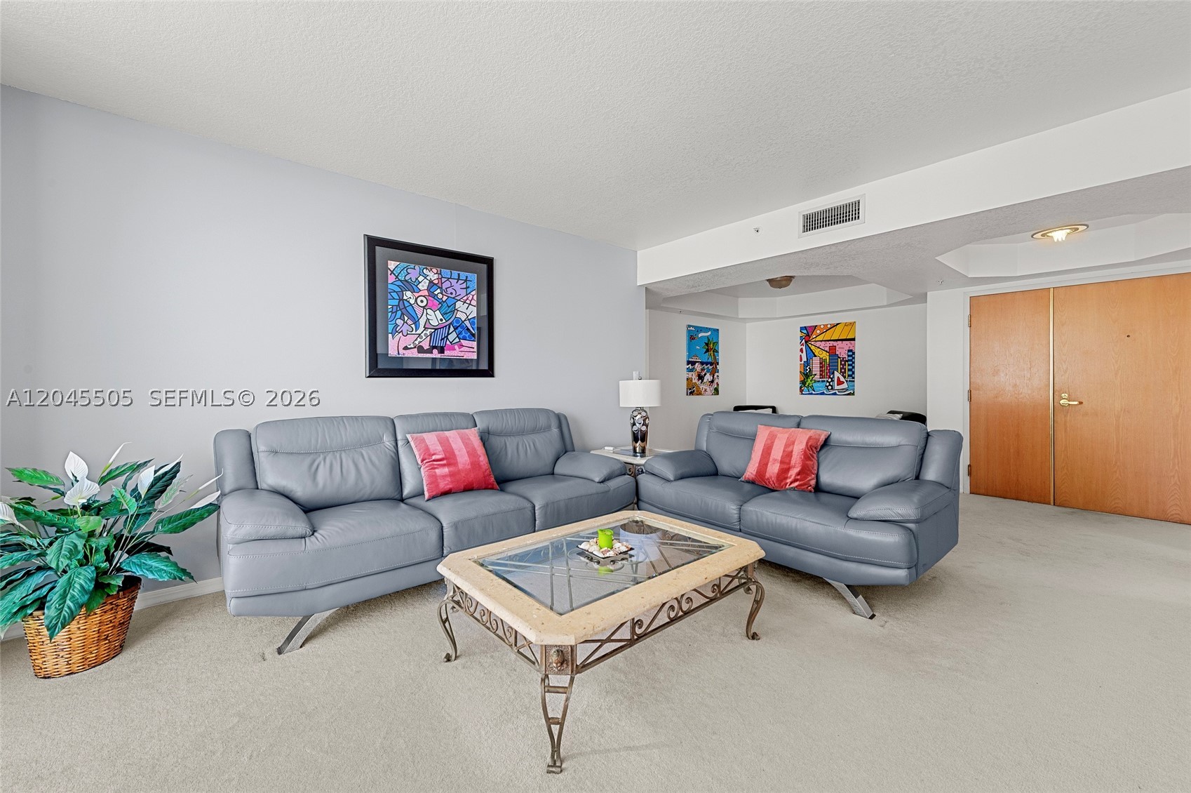 17275 Collins Ave 804 Property Photo 6