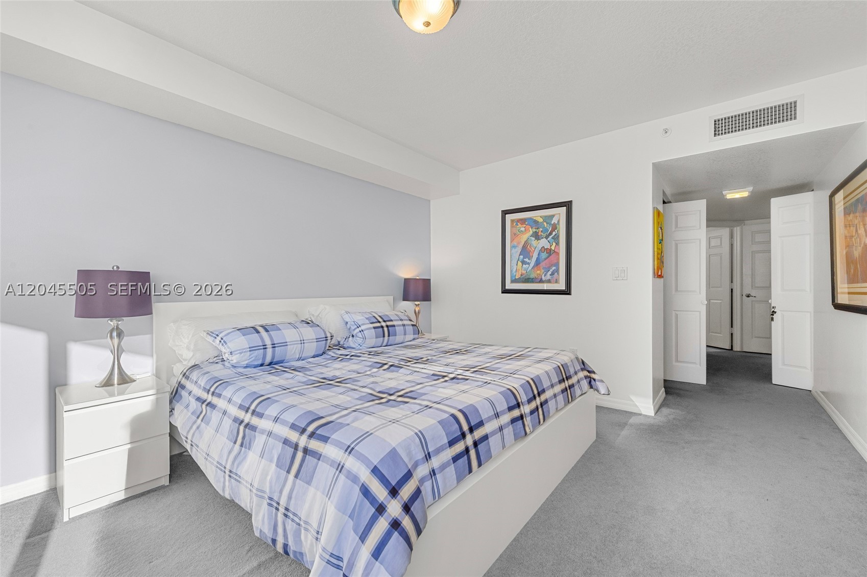 17275 Collins Ave 804 Property Photo 12