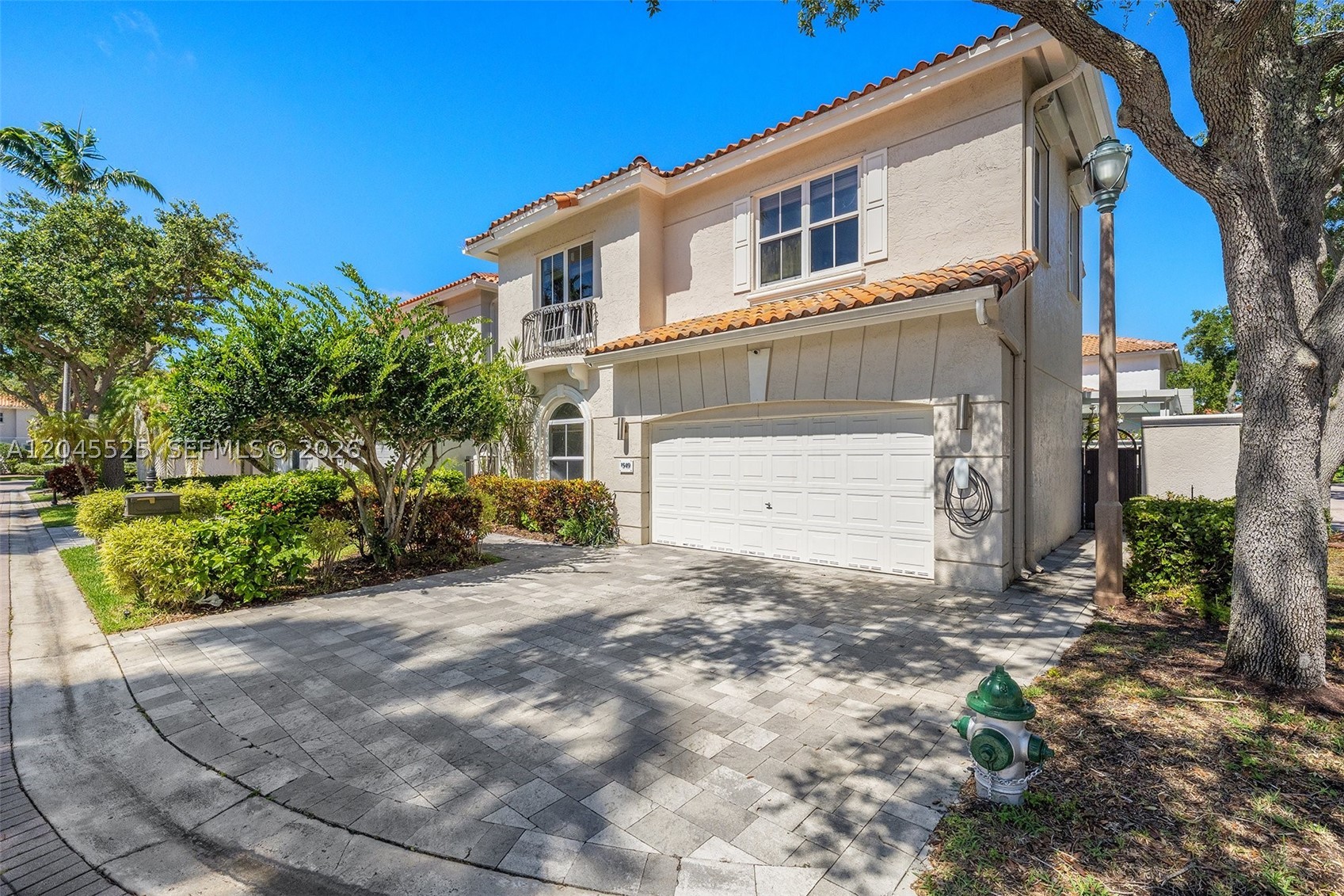 1549 Shoreline Way Property Photo 1