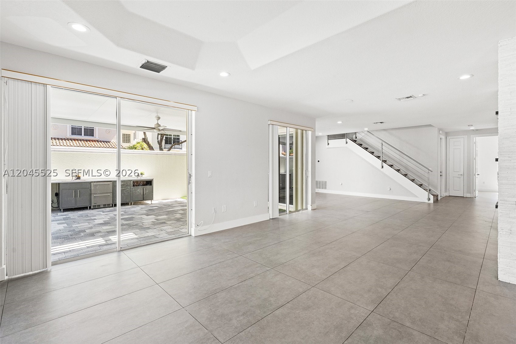 1549 Shoreline Way Property Photo 2