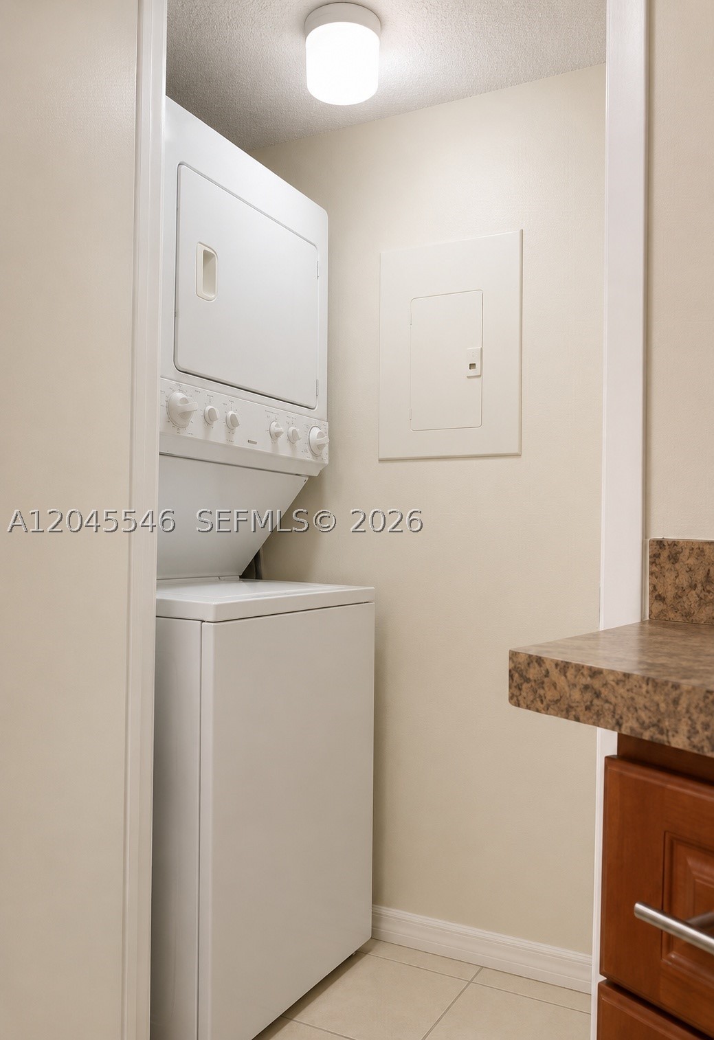 9999 Summerbreeze Dr 317 Property Photo 13