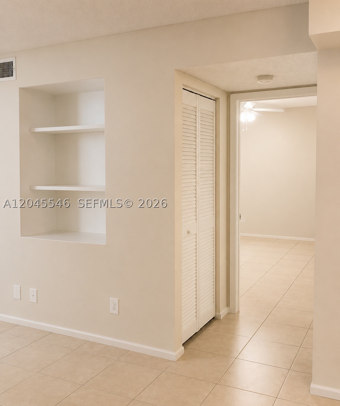 9999 Summerbreeze Dr 317 Property Photo 14