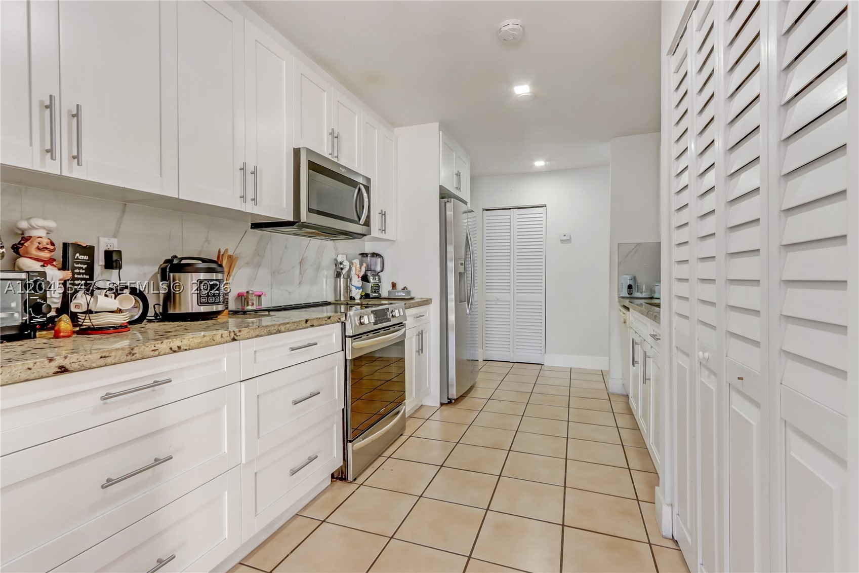 10125 Sw 139th Pl Property Photo 5