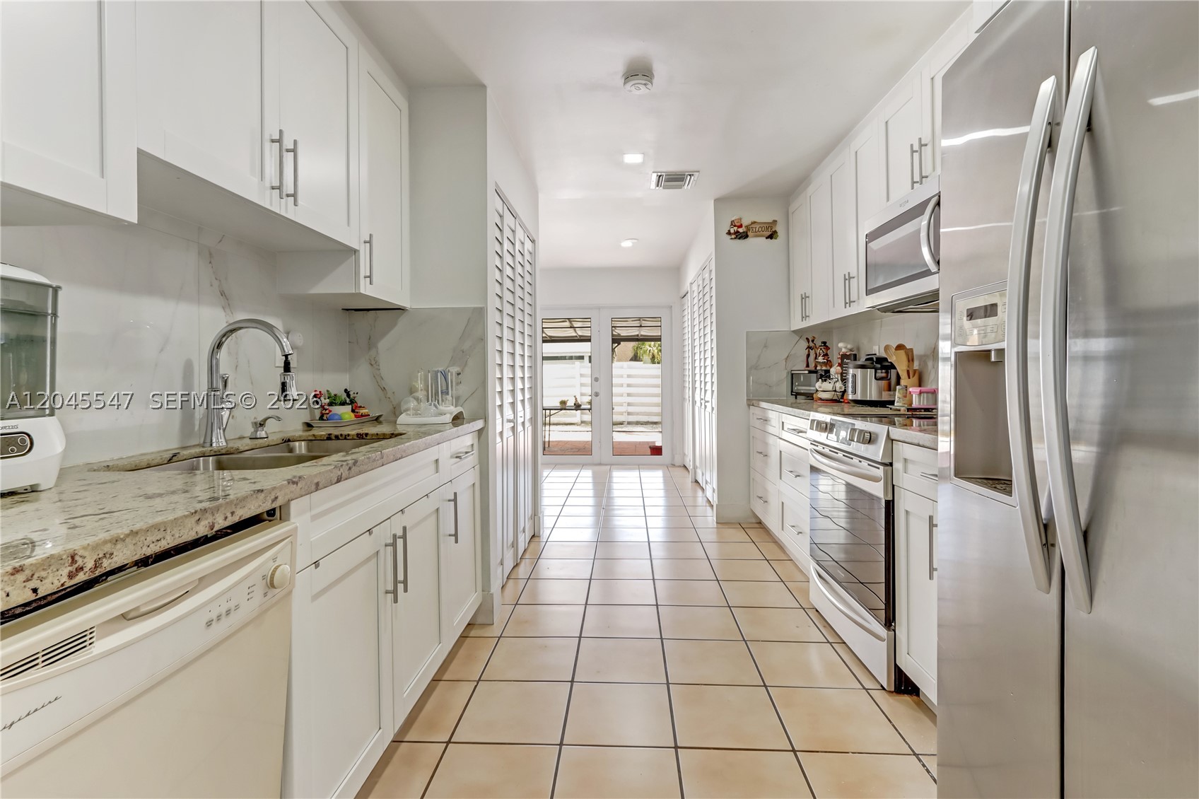 10125 Sw 139th Pl Property Photo 6