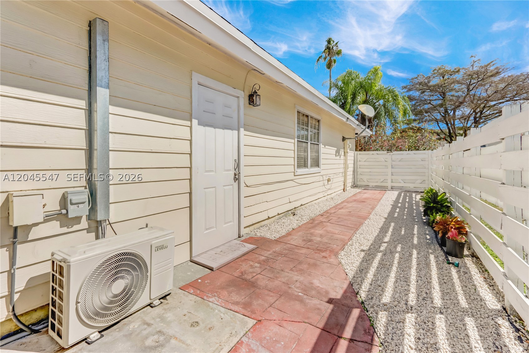 10125 Sw 139th Pl Property Photo 18