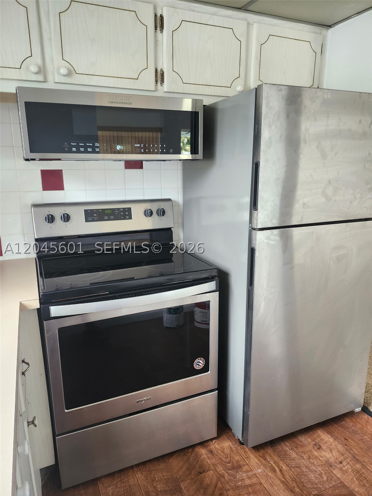 391 Windsor Q 0 Property Photo 2