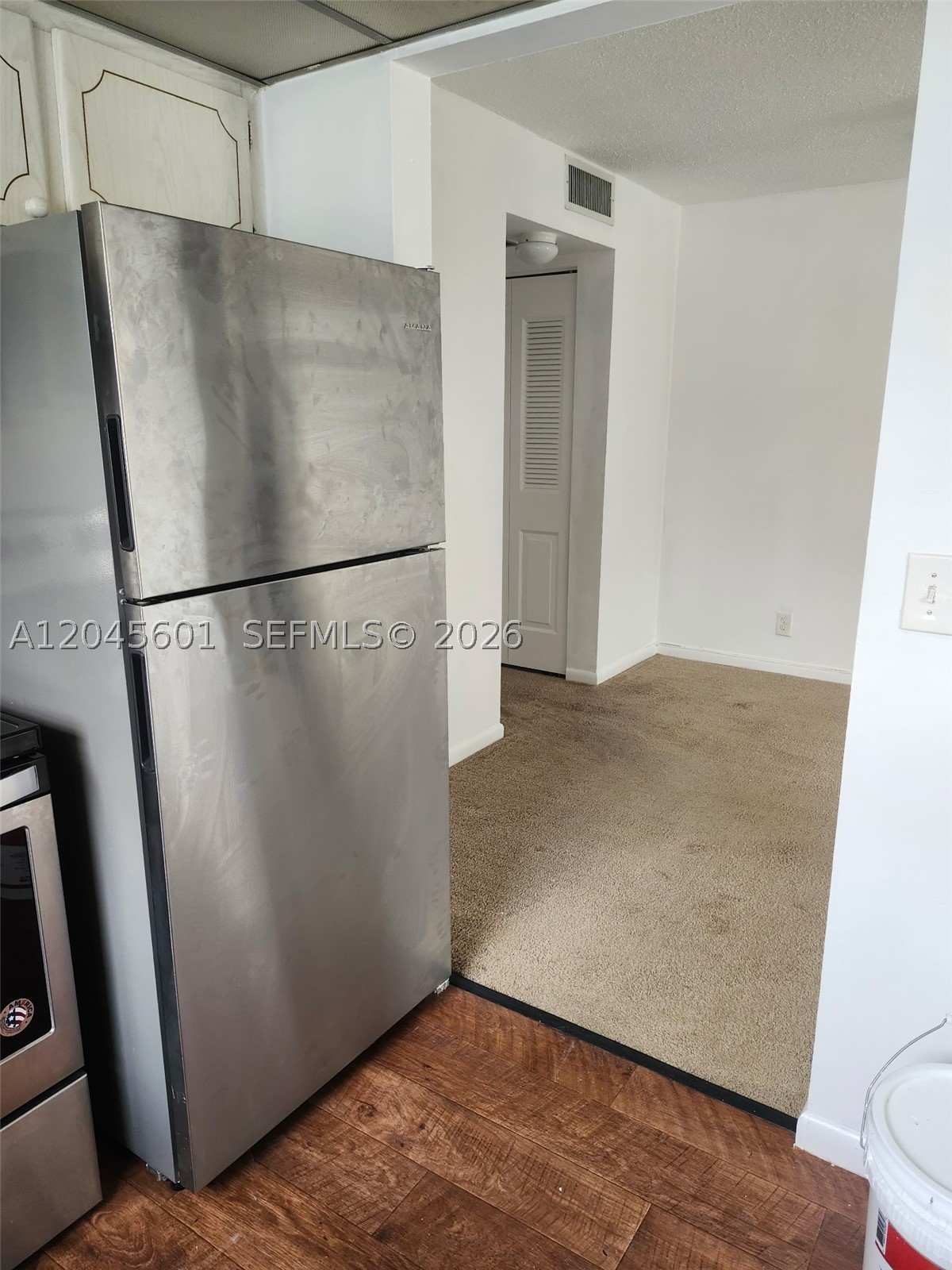 391 Windsor Q 0 Property Photo 3