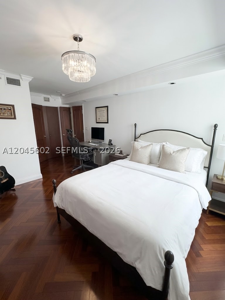7600 Collins Ave 712 Property Photo 8