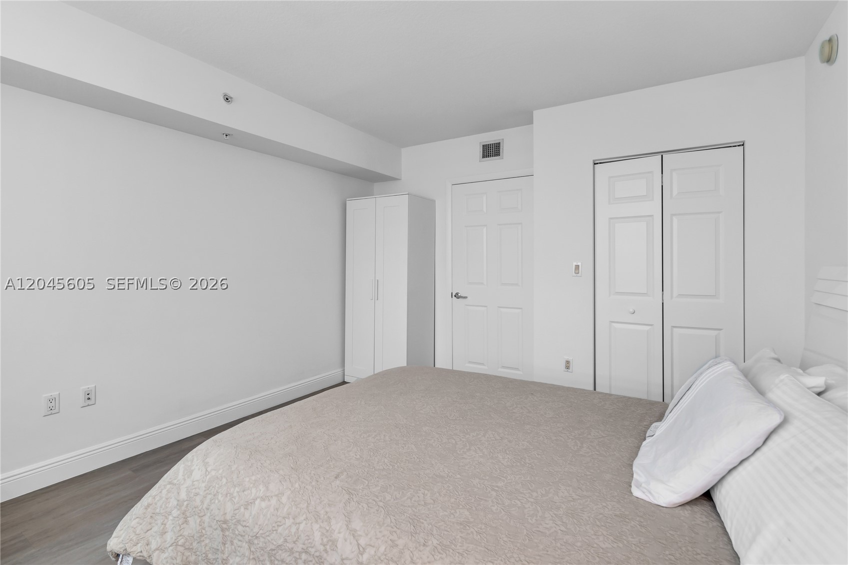 3232 Sw 22nd Ter 804 Property Photo 21