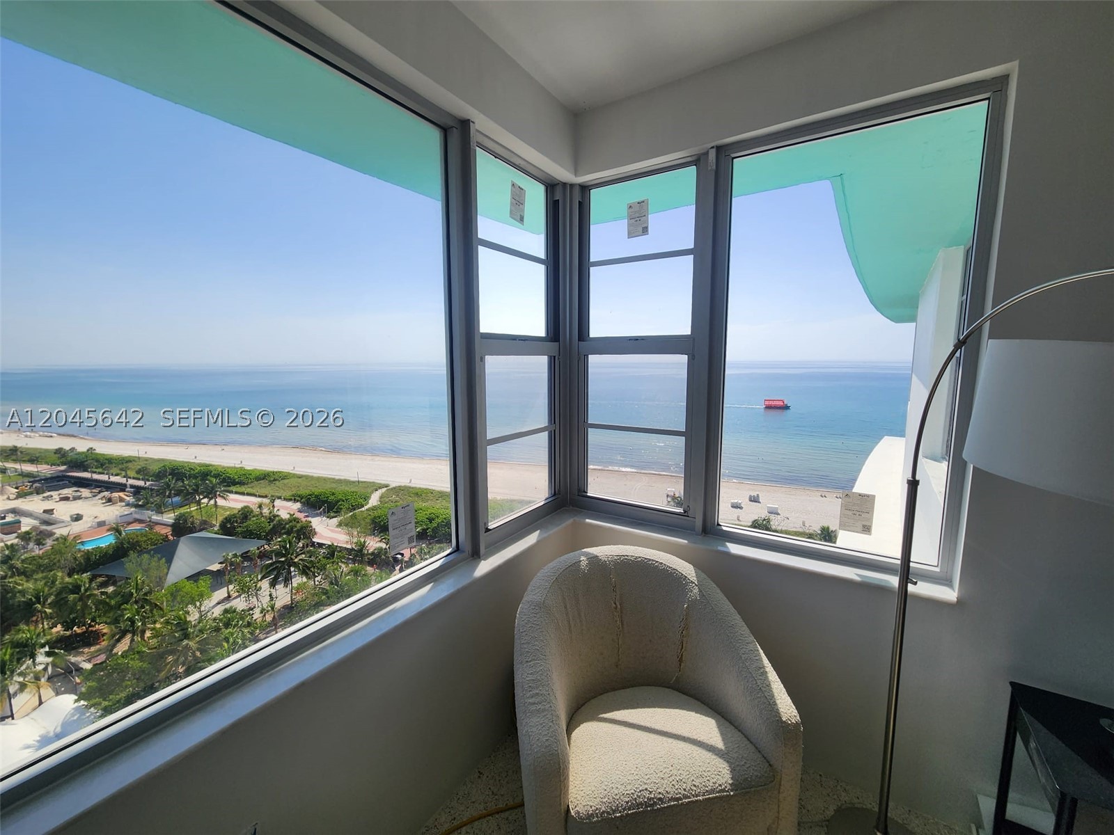 5255 Collins Ave 12e Property Photo 11