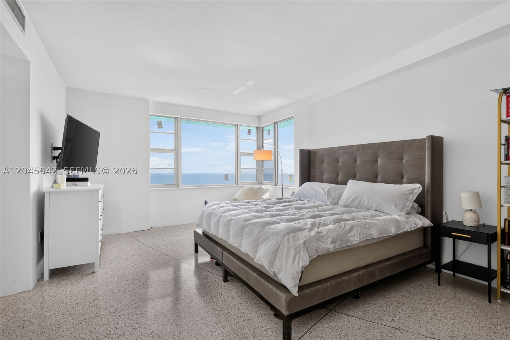 5255 Collins Ave 12e Property Photo 23