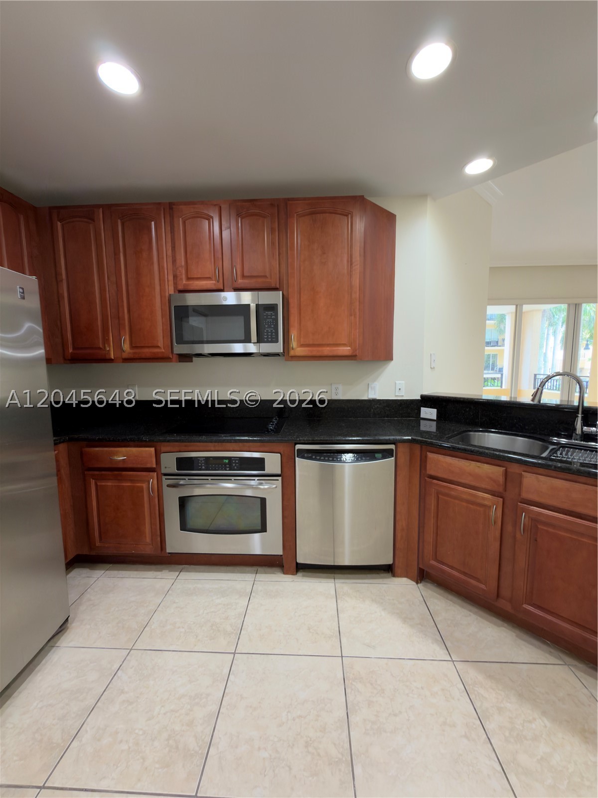 16100 Emerald Estates Dr 281 Property Photo 12