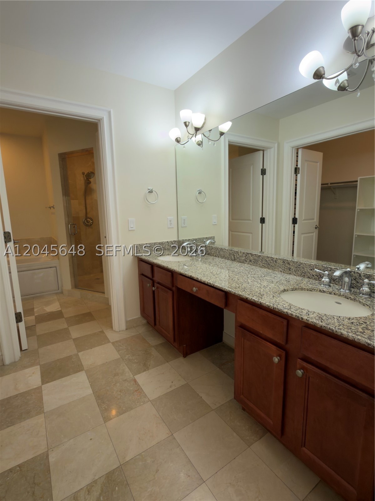 16100 Emerald Estates Dr 281 Property Photo 24