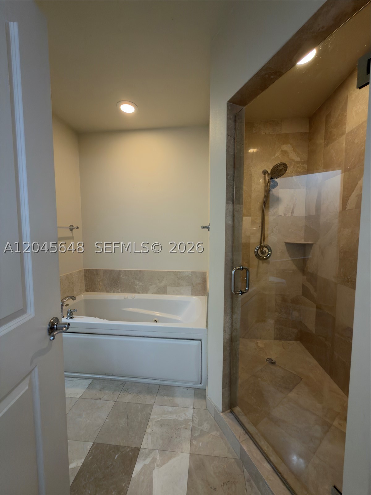 16100 Emerald Estates Dr 281 Property Photo 26