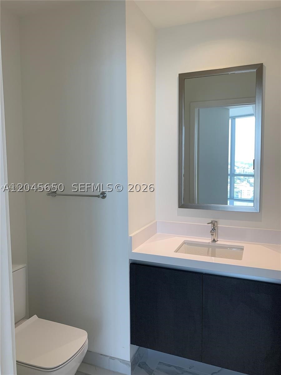 851 Ne 1st Ave 2702 Property Photo 10