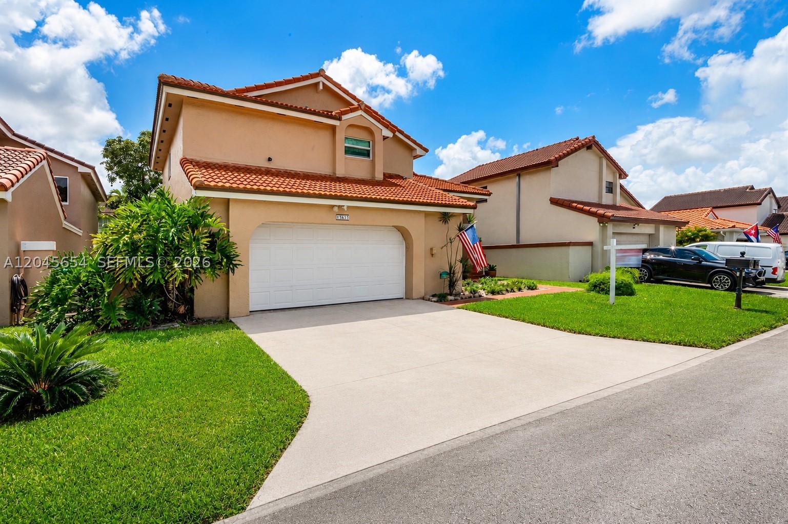 17617 Nw 61st Ct N Property Photo 2