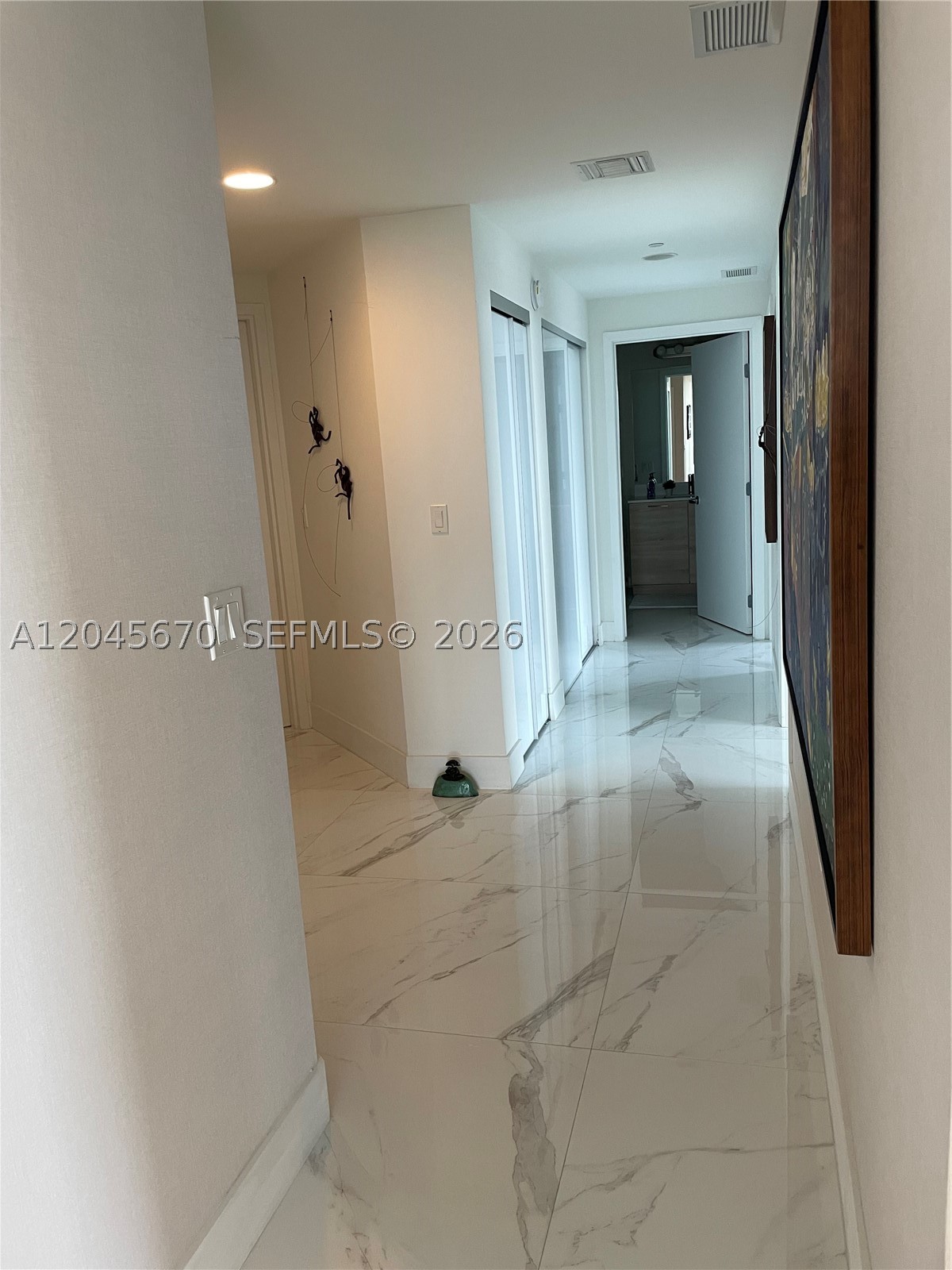 16385 Biscayne Blvd 2601 +2 Parkings Property Photo 25