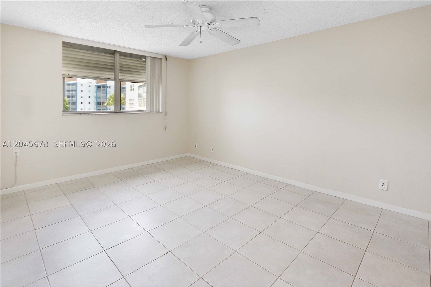 505 E Dania Beach Blvd 4-3g Property Photo 6