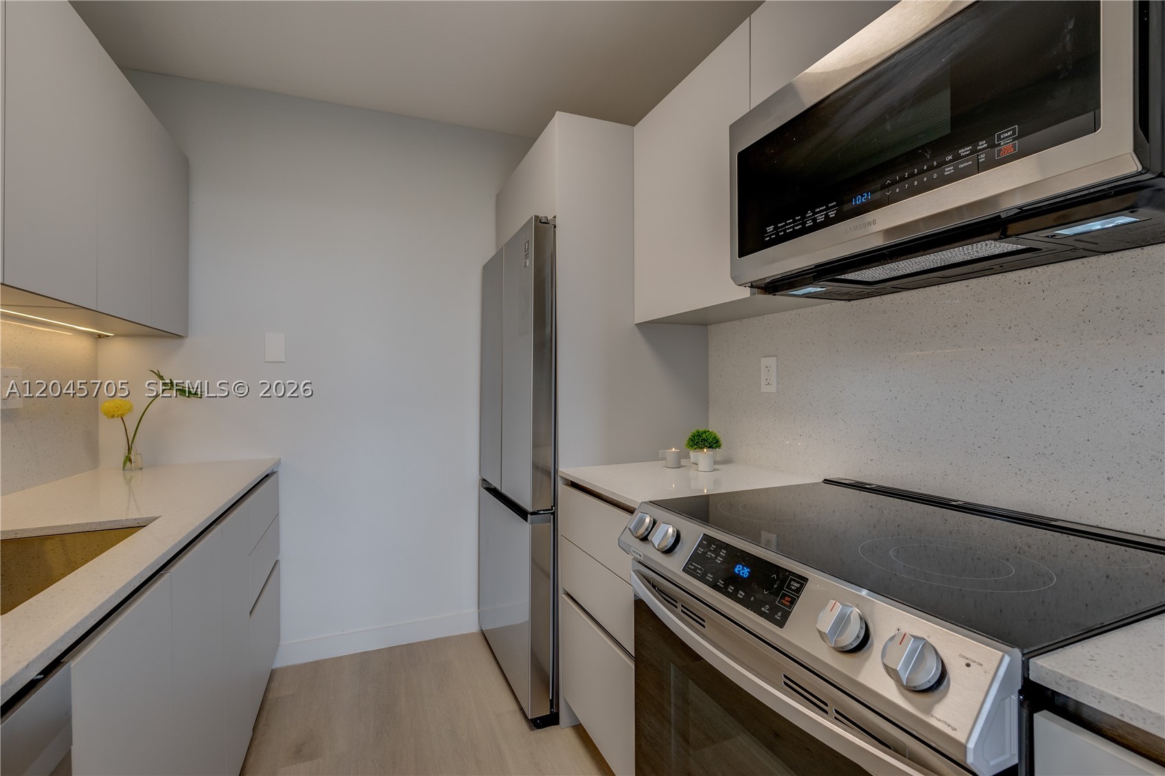 2000 Ne 135th St 908 Property Photo 12
