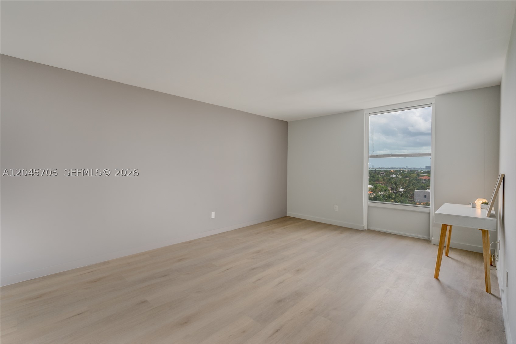2000 Ne 135th St 908 Property Photo 14