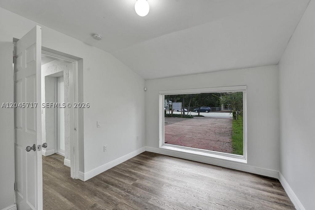 1225 Alton Rd Property Photo 7
