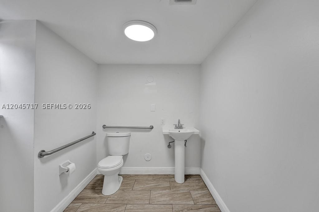 1225 Alton Rd Property Photo 24