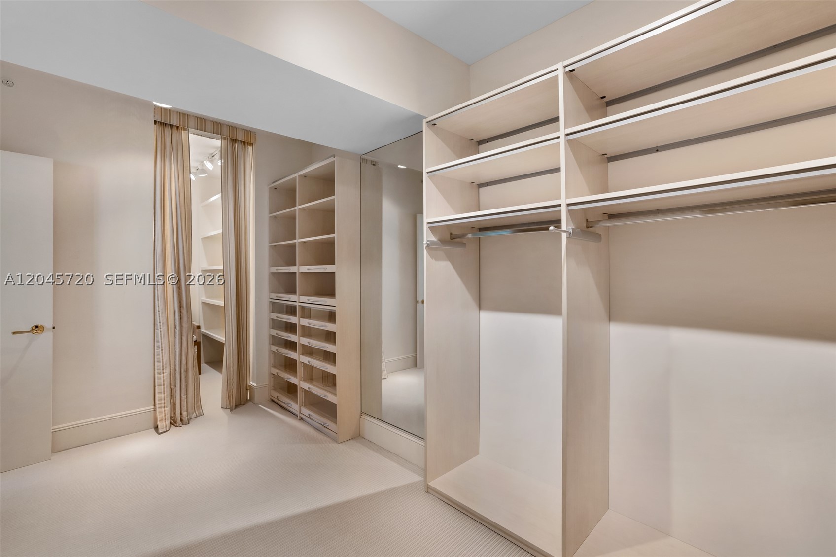 20155 Ne 38th Ct 904 Property Photo 21