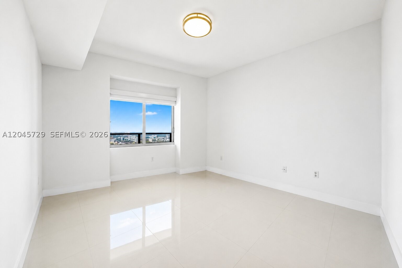 1100 Biscayne Blvd 4402 Property Photo 17