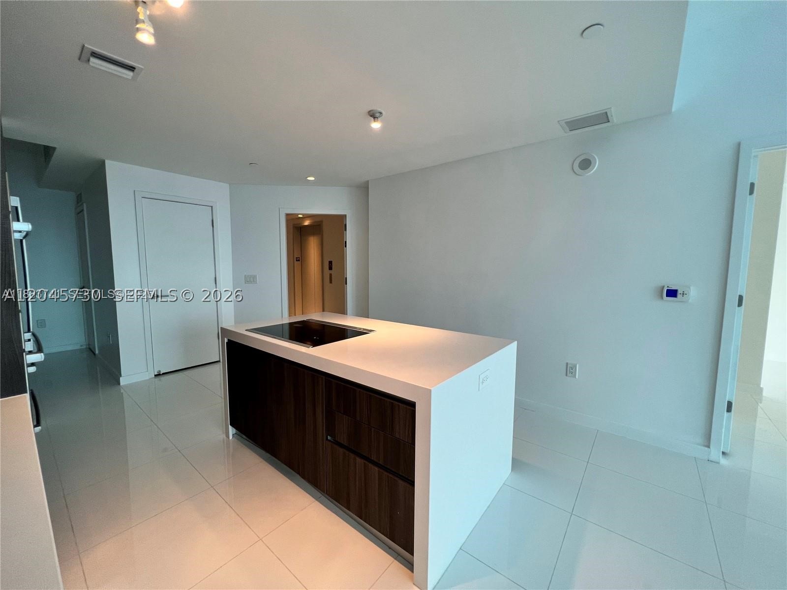 851 Ne 1st Ave 1208 Property Photo 6