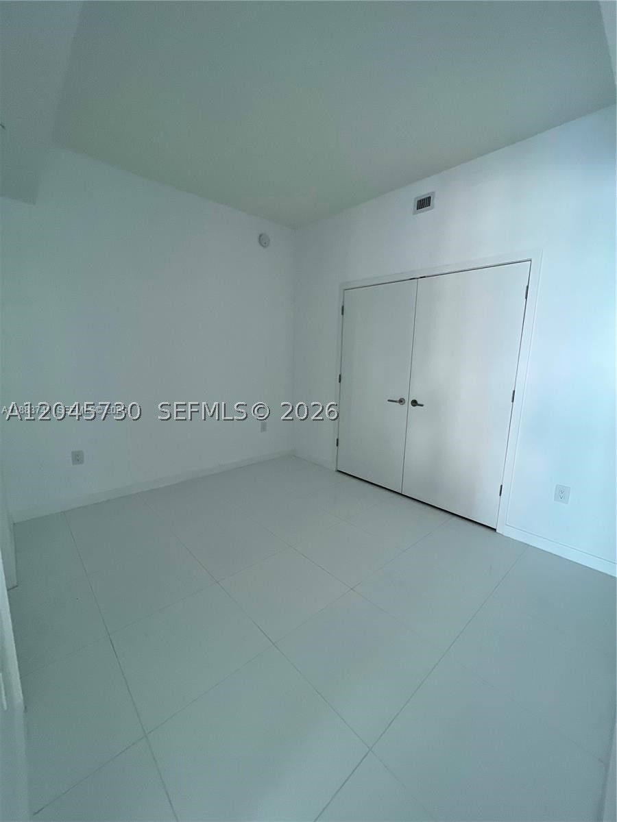 851 Ne 1st Ave 1208 Property Photo 21