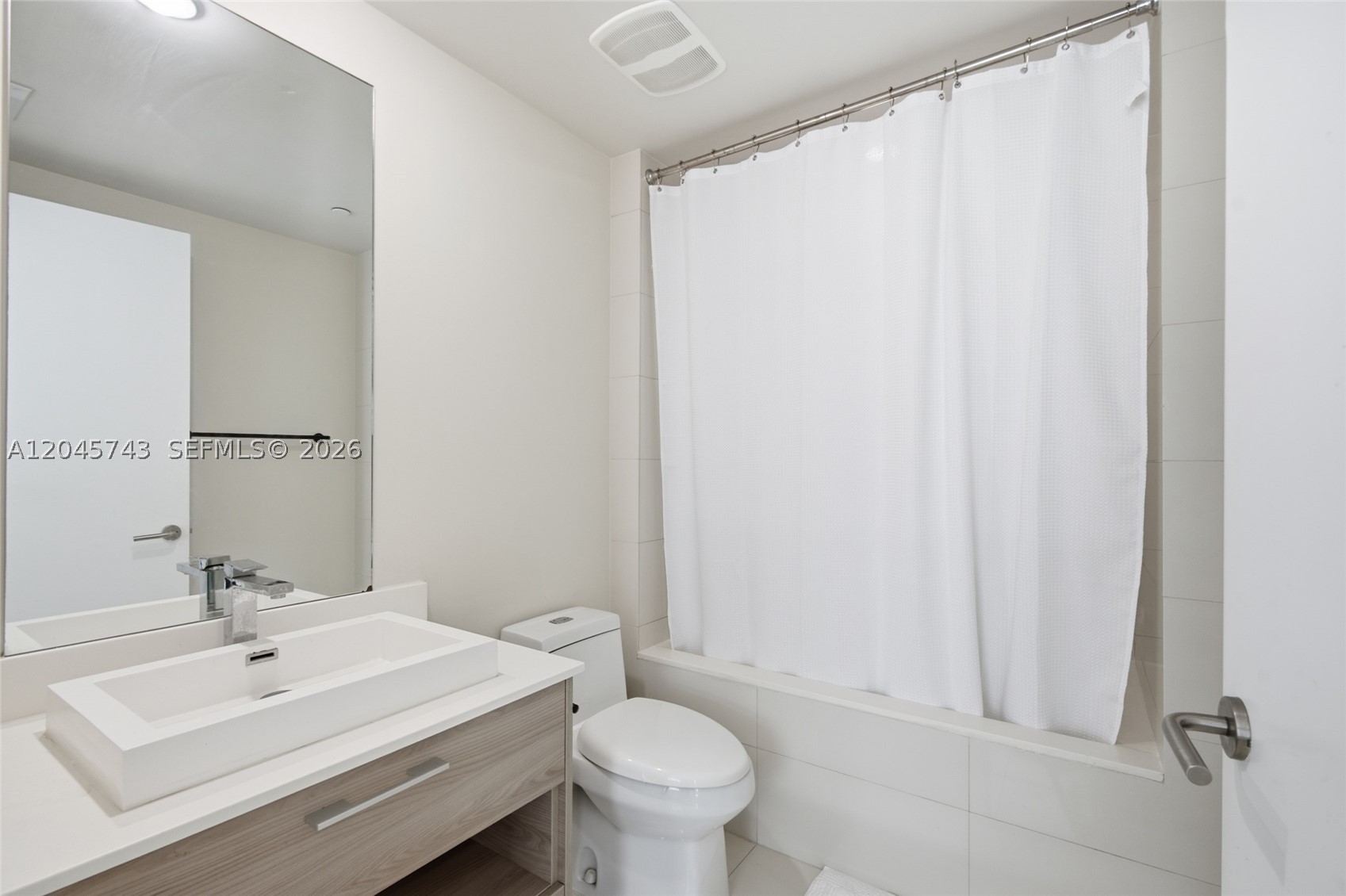 1300 S Miami Ave 4108 Property Photo 17