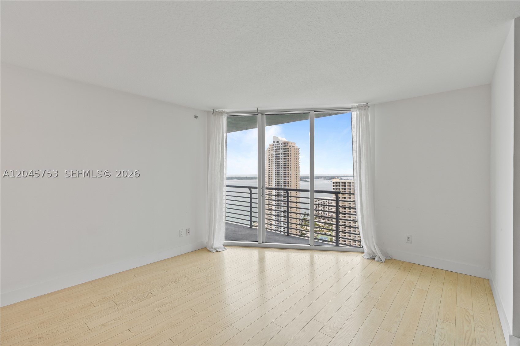 335 S Biscayne Blvd 3503 Property Photo 7
